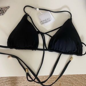 NWT Monday Swimwear Black Hanalei Top Size M